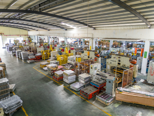 Dobra cena. Przesylator CNC 630-1250KN do wytwarzania metalu w Internecie